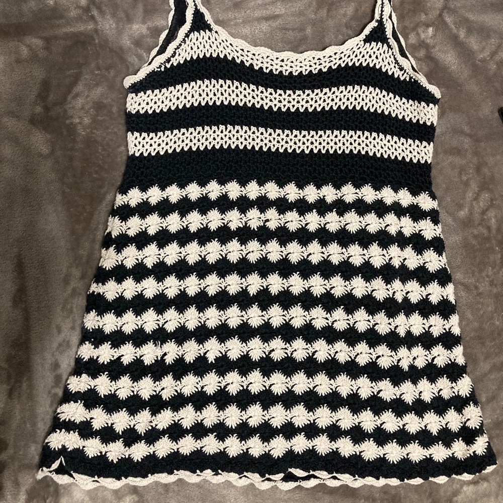 BOGO Crotchet Long Top. Fragrance and smoke free